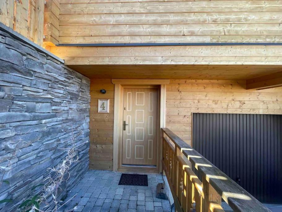 La Joue Du Loup Bord Des Pistes - En Bois De Charme Pour 10 Personnes Chalet Saint-Étienne-en-Dévoluy